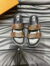 Picture of Louis Vuitton Slippers _SKULVsz38-45jyh0560807